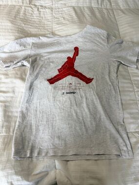 Nike Kids Short Sleeve Tee Gray with Red Jumpman Graphic